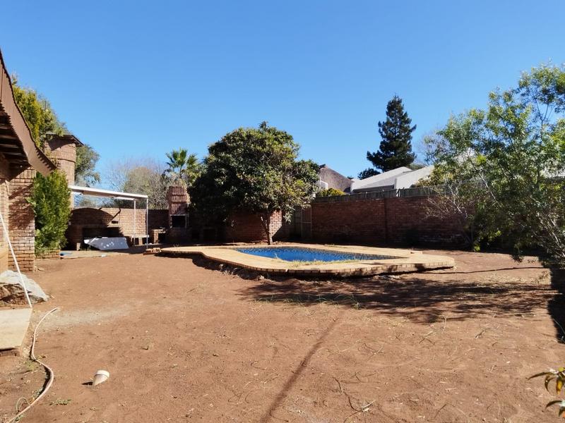 To Let 5 Bedroom Property for Rent in Kuruman Northern Cape